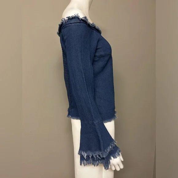 Off-Shoulder Top - Picture 2 of 3